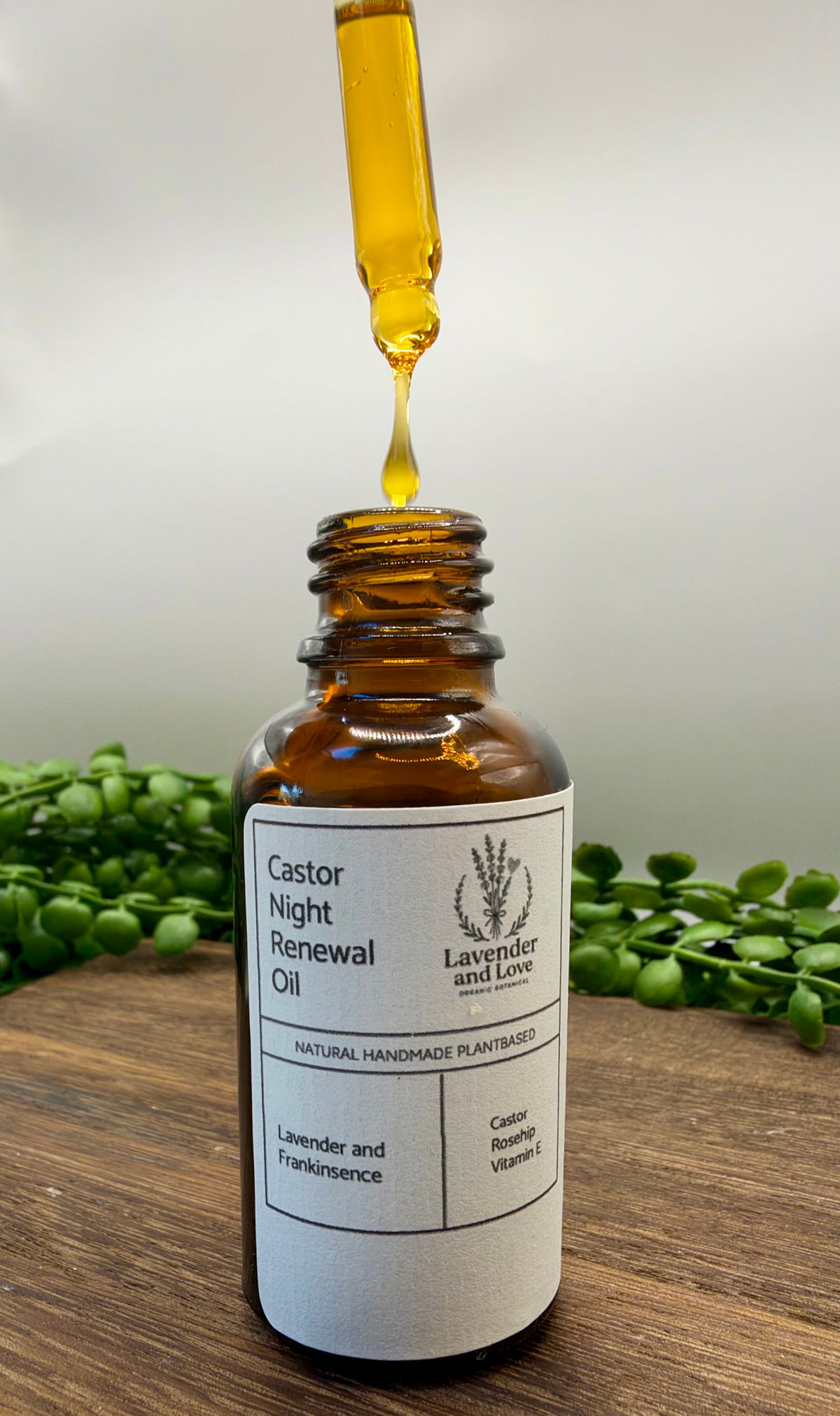 Castor Night Renewal Face Oil
