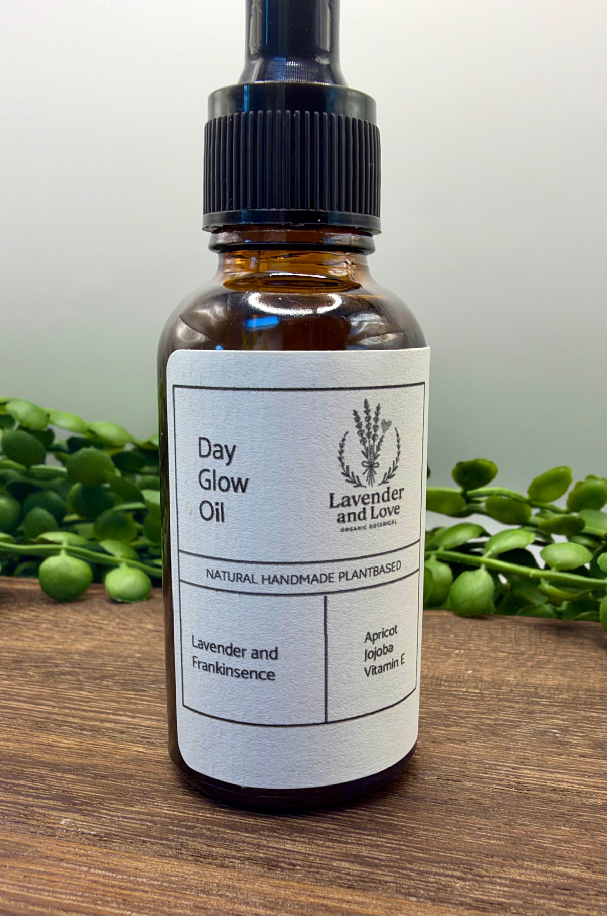 Day glow and Castor Night Renewal - face oil duo